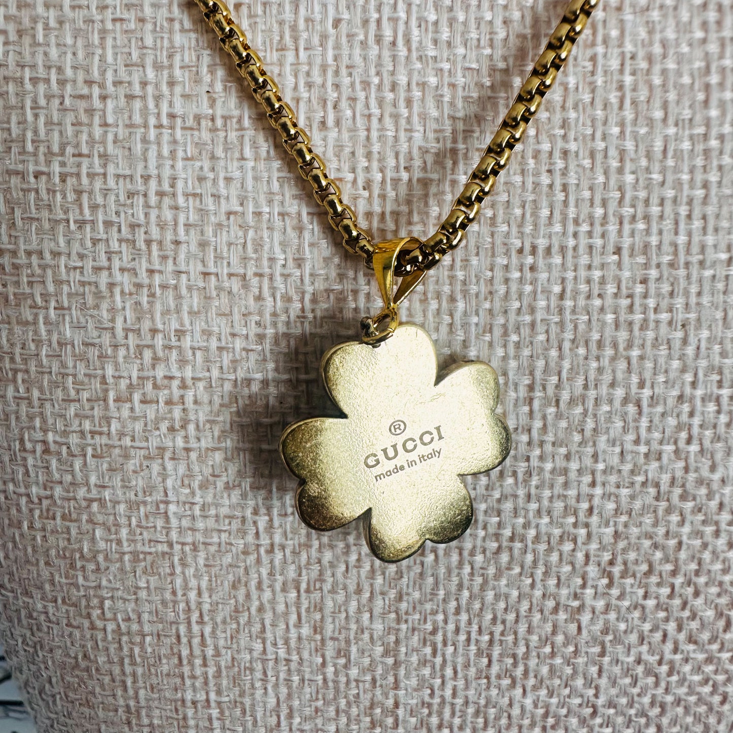 Gucci Four-Leaf Flower Pendant Necklace