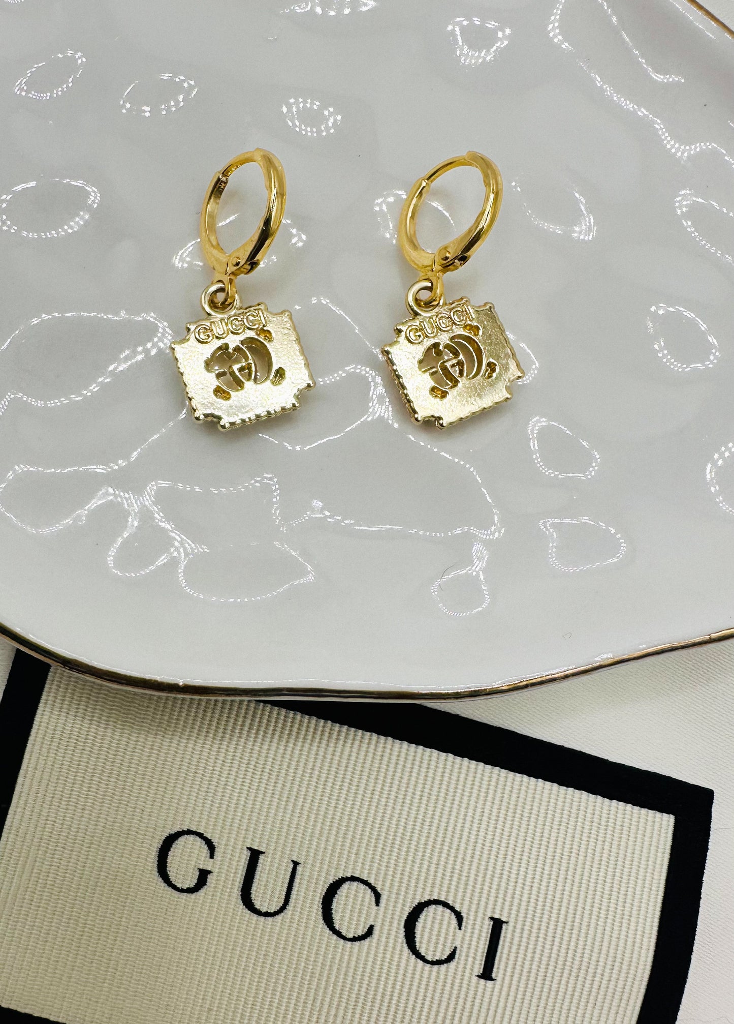 Gucci Pearl Earrings - Pearls